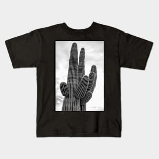 saguaro bw 2 Kids T-Shirt